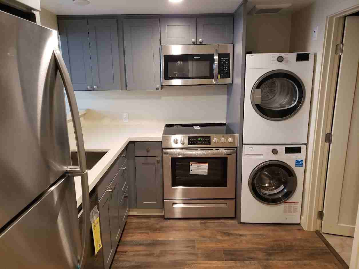 2201 E Roanoke St #NA - Photo 5 of 23