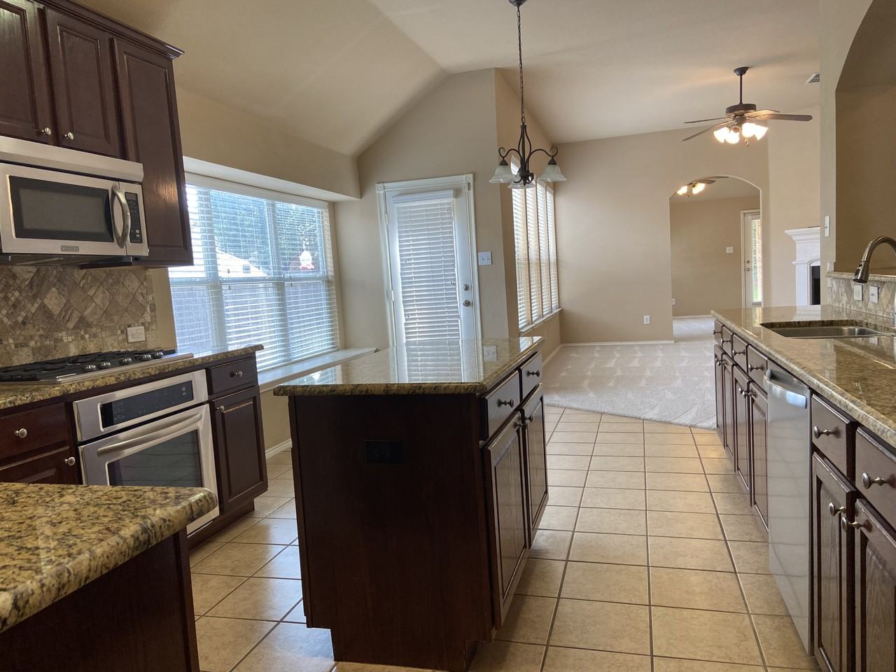 8945 Riscky Trl #NA - Photo 7 of 24