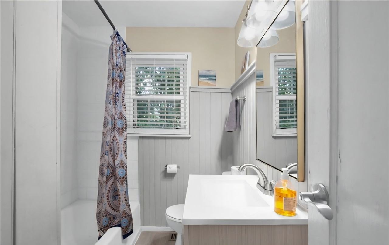 2703 Pecan Dr #A - Photo 7 of 10