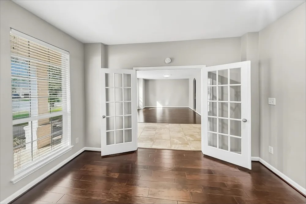 16003 Maple Shores Dr #NA - Photo 3 of 12