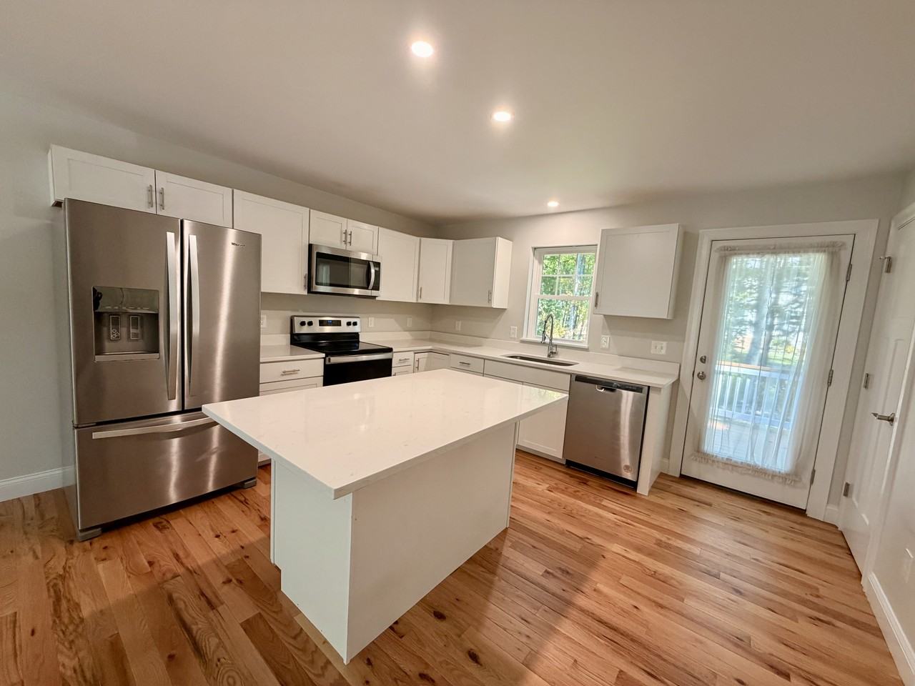 9 Alder Ln #1 - Photo 3 of 21