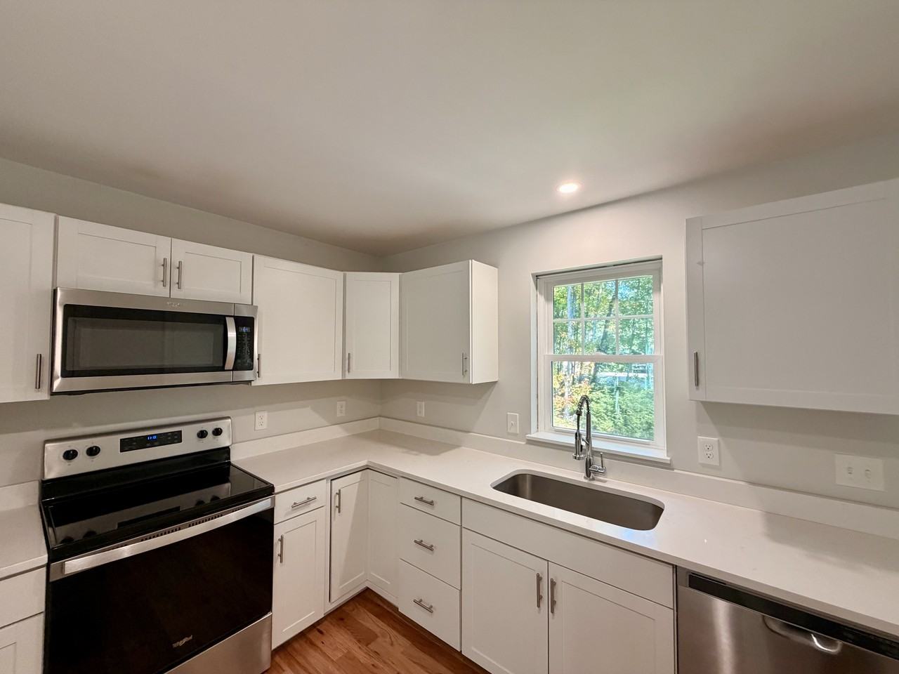 9 Alder Ln #1 - Photo 4 of 21