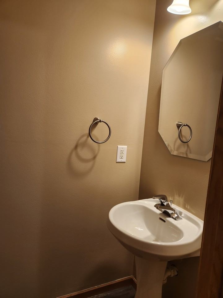 20657 Fenston Ave N #20657 - Photo 7 of 18