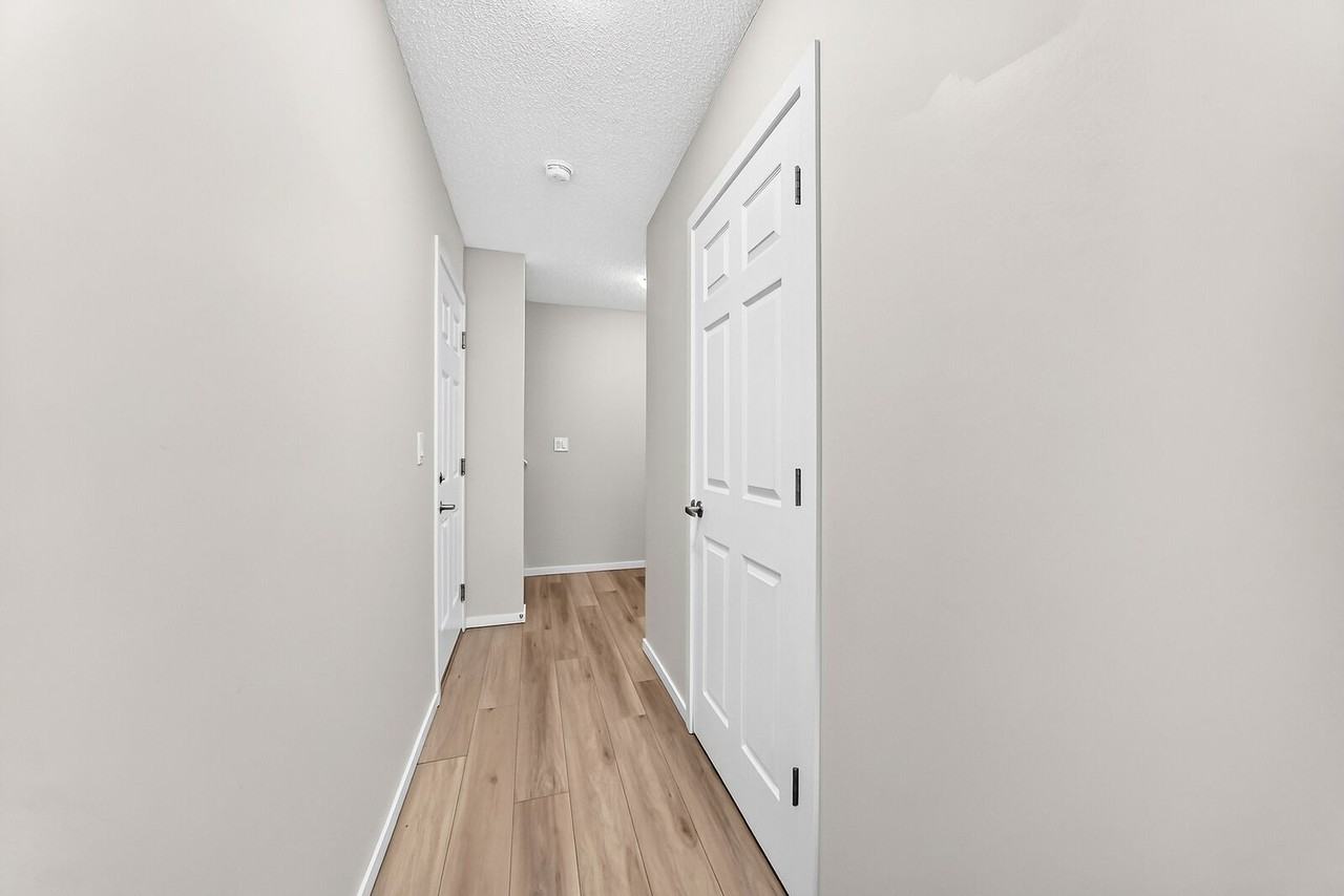 819 Windbury St Sw - Photo 5 of 50