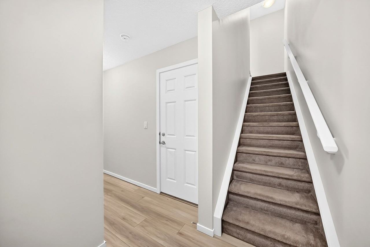 819 Windbury St Sw - Photo 6 of 50