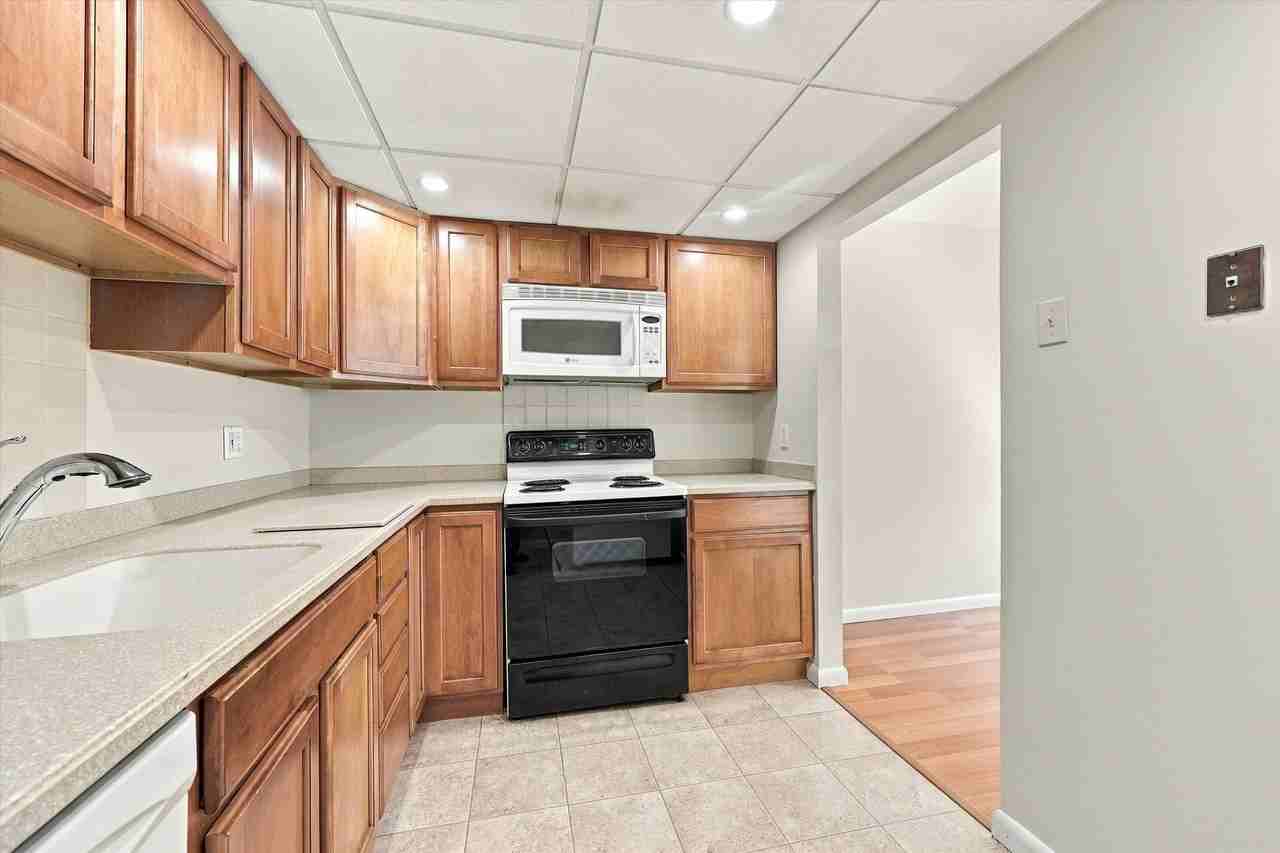 1518 Manley Rd #B32 - Photo 7 of 14