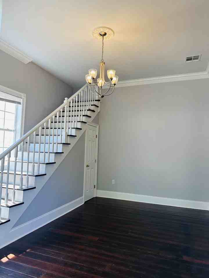 432 8th St #432 - Photo 4 of 19