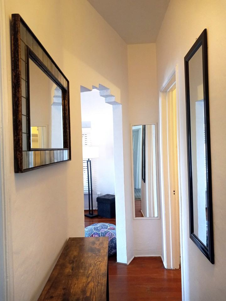 455 N Doheny Dr #102 - Photo 4 of 14