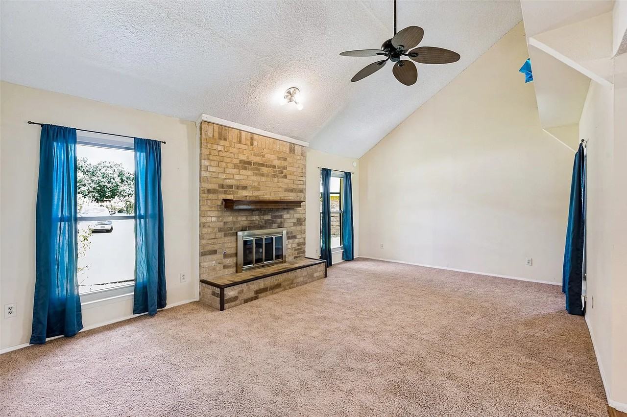 2610 Fallcreek Cir #NA - Photo 4 of 29
