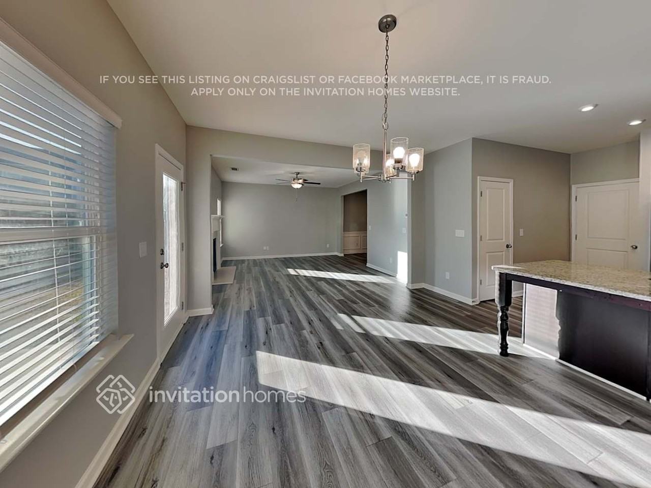1046 Shadow Glen Dr - Photo 7 of 20