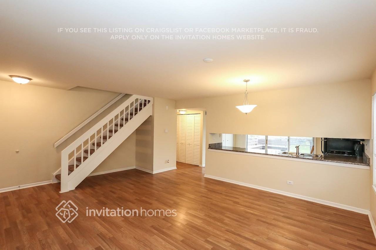 645 Dover Dr - Photo 3 of 21