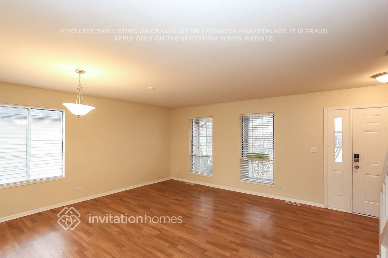 645 Dover Dr - Photo 4 of 21