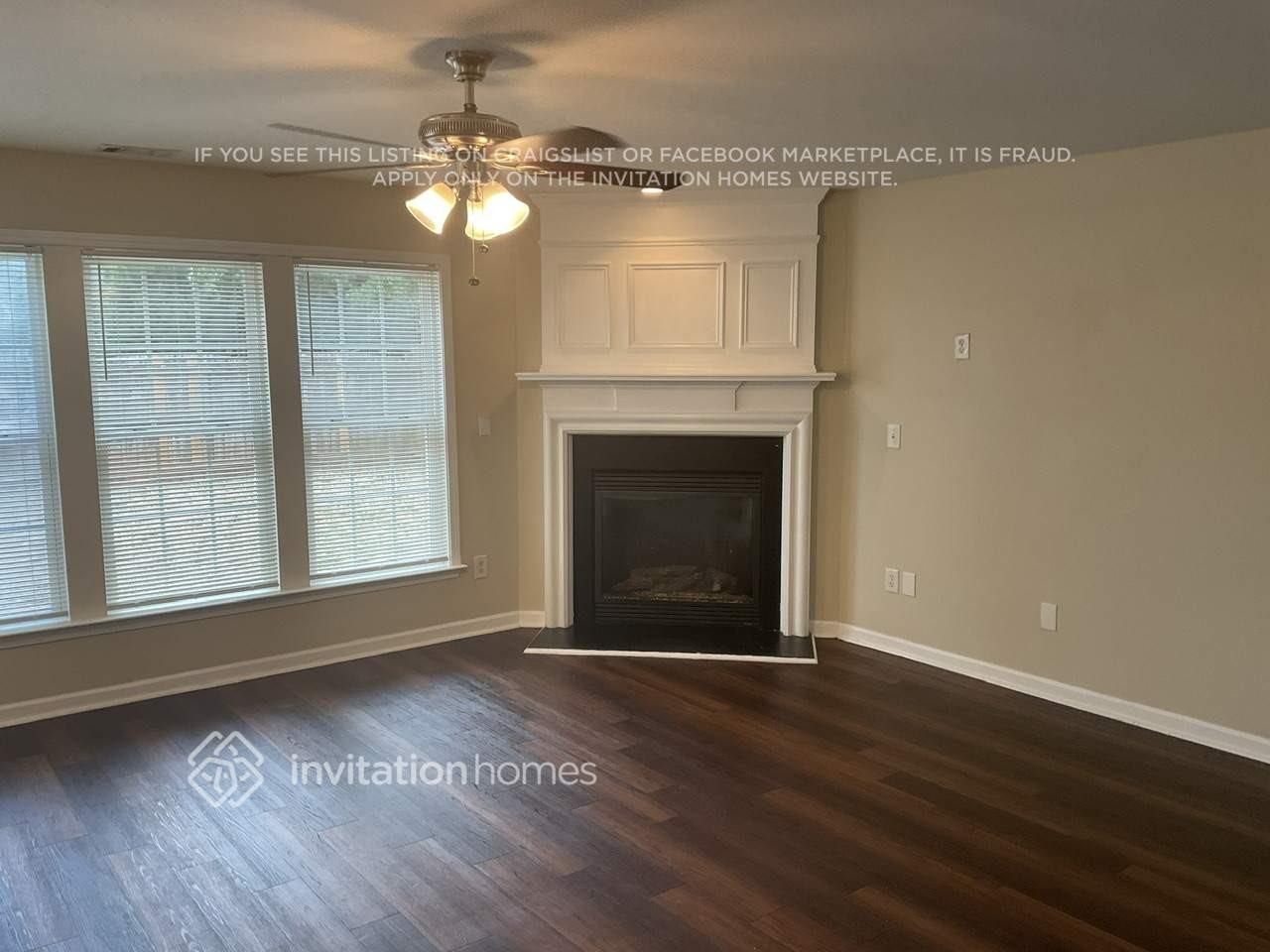 3270 Wellington Walk Sw - Photo 2 of 16
