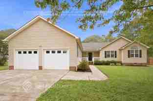 225 Bonaventure Dr - Photo 1 of 1
