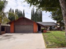 featured image of 2725 Greenleaf Ave
