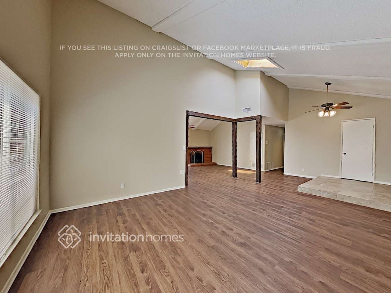 2725 Greenleaf Ave - Photo 4 of 17