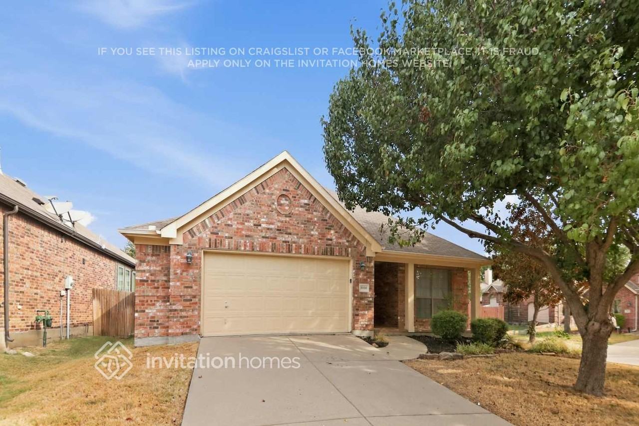 5000 Blackwood Dr - Photo 3 of 17