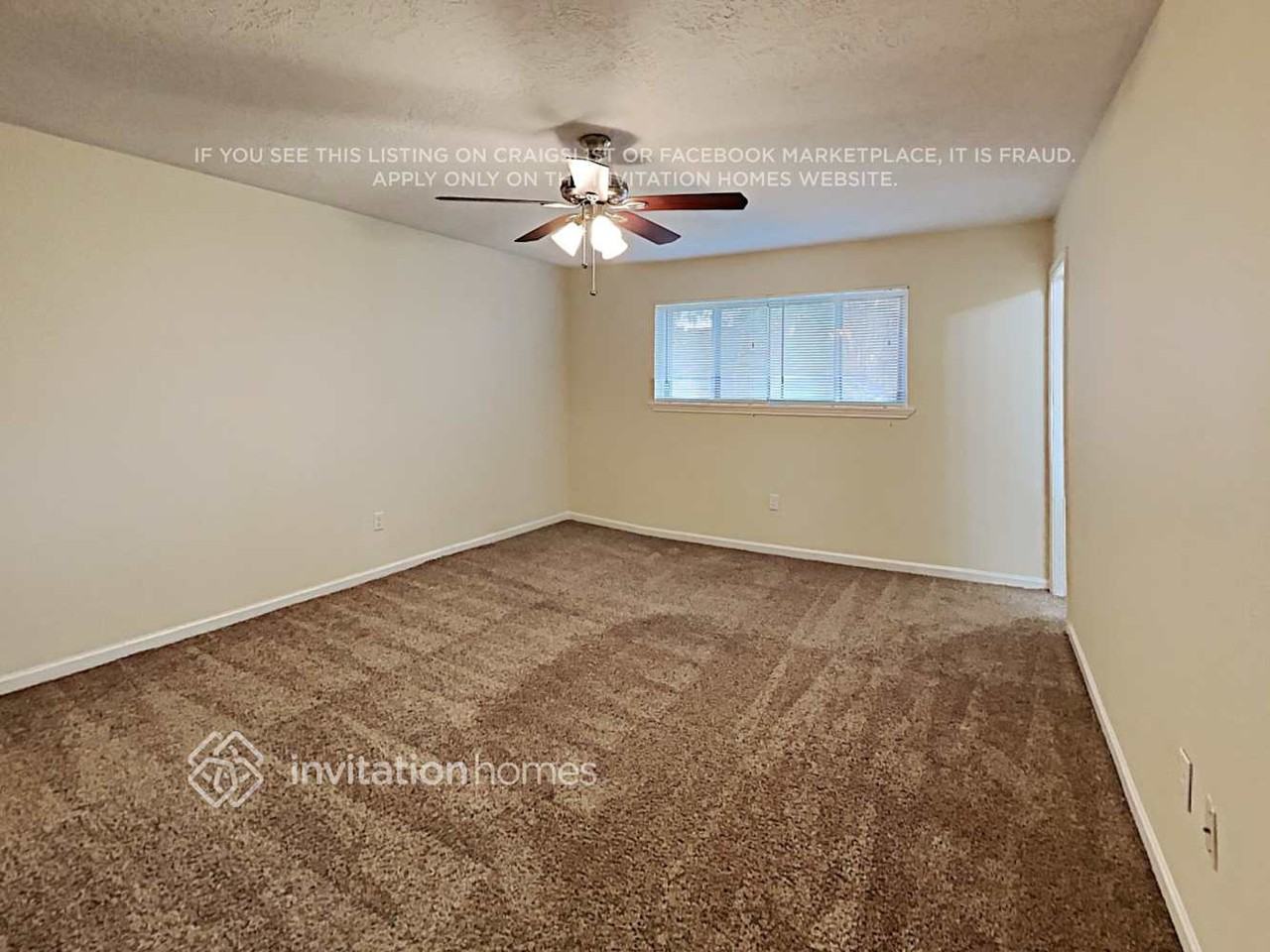 16422 Oxnard Ln - Photo 6 of 19