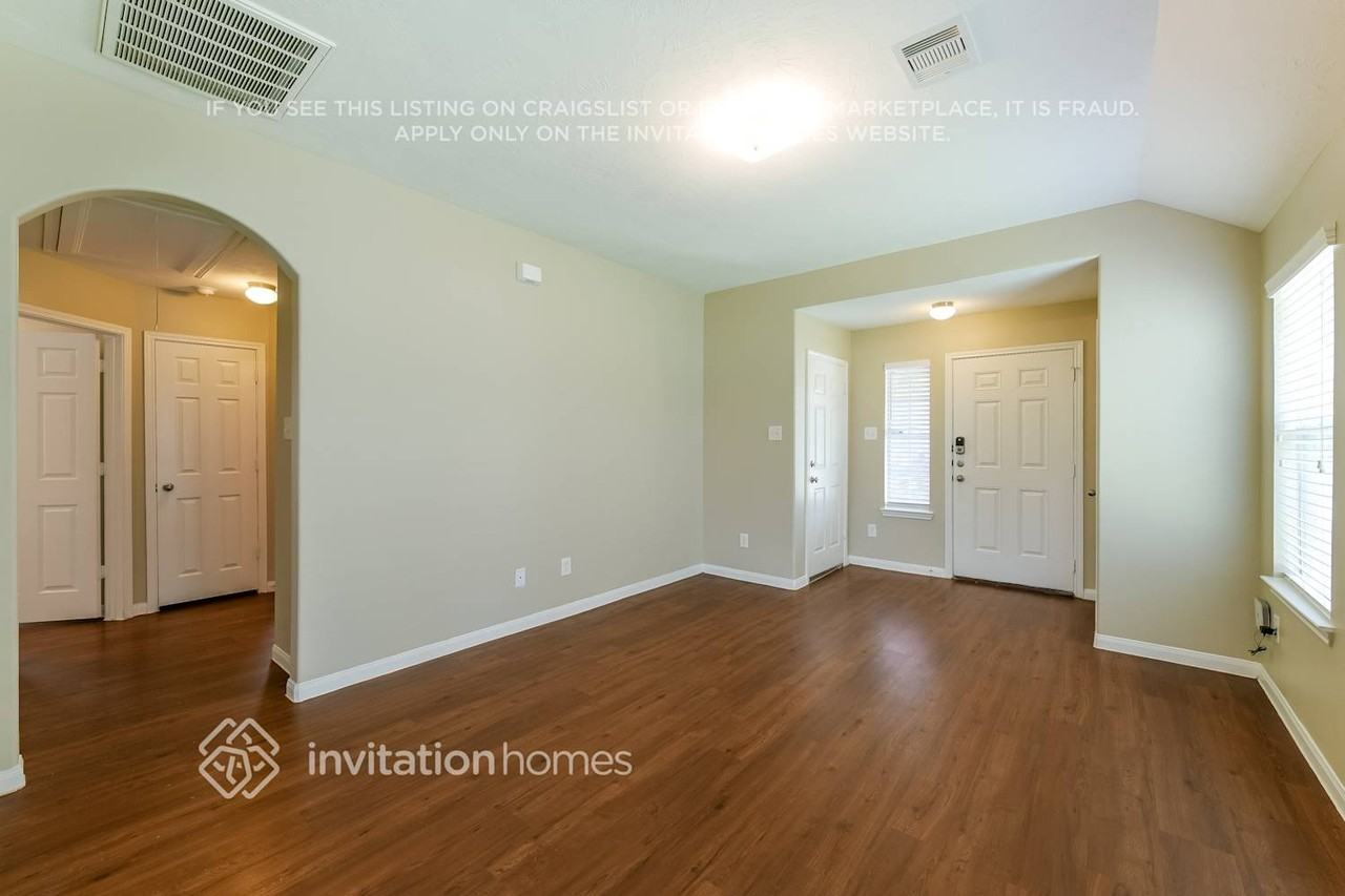 12022 Gregory Crossing Way - Photo 5 of 21