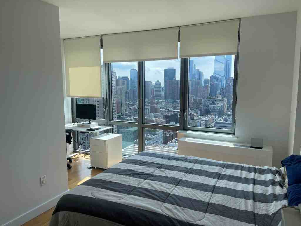 W 57th St #1808 - Photo 6 of 20