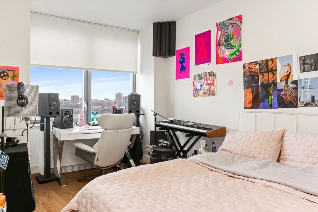 W 57th St #2407 - Photo 4 of 14