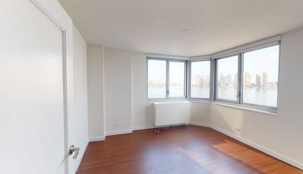 E 34th St #N11C - Photo 2 of 15