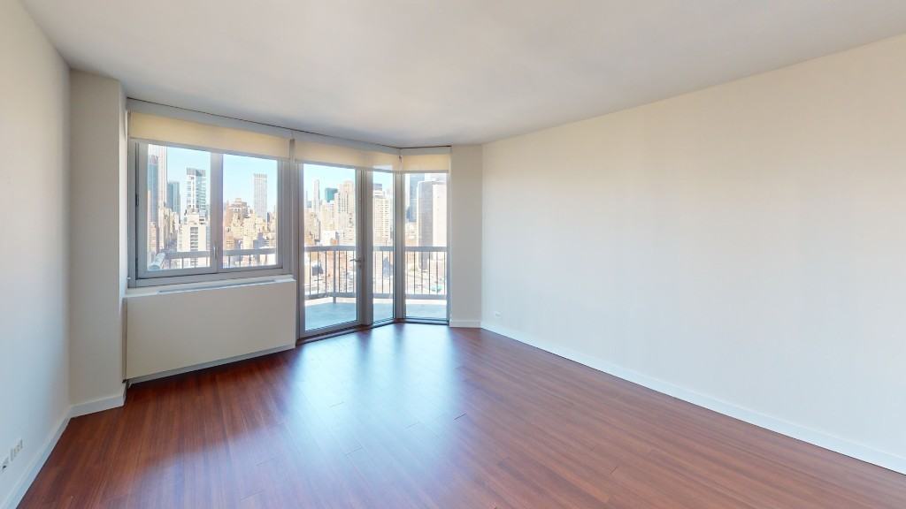 E 34th St #N11C - Photo 5 of 15