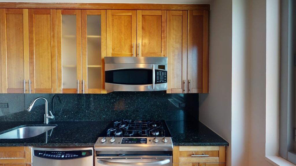 E 34th St #N11C - Photo 7 of 15