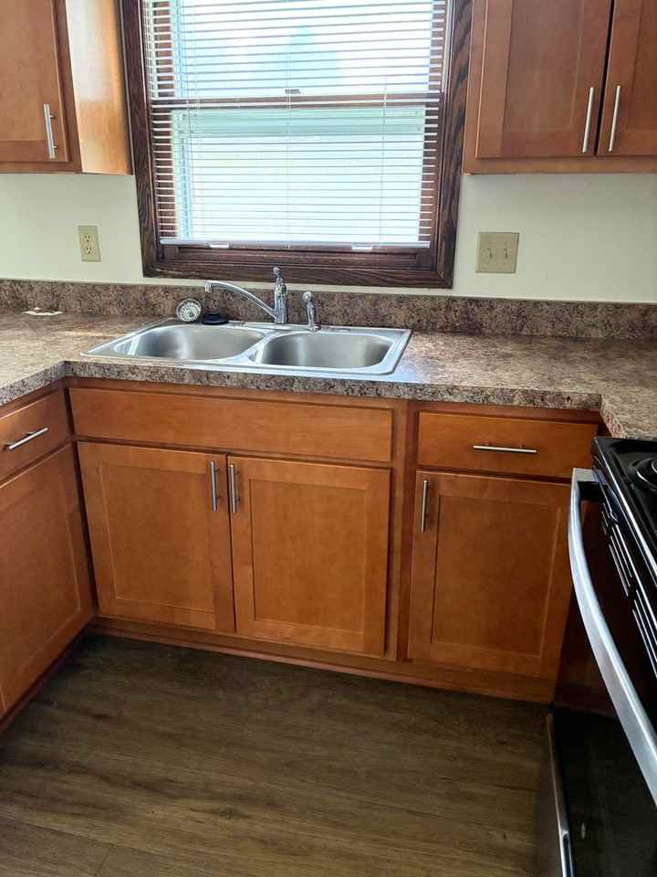 1623 Oakdale Dr - Photo 7 of 17