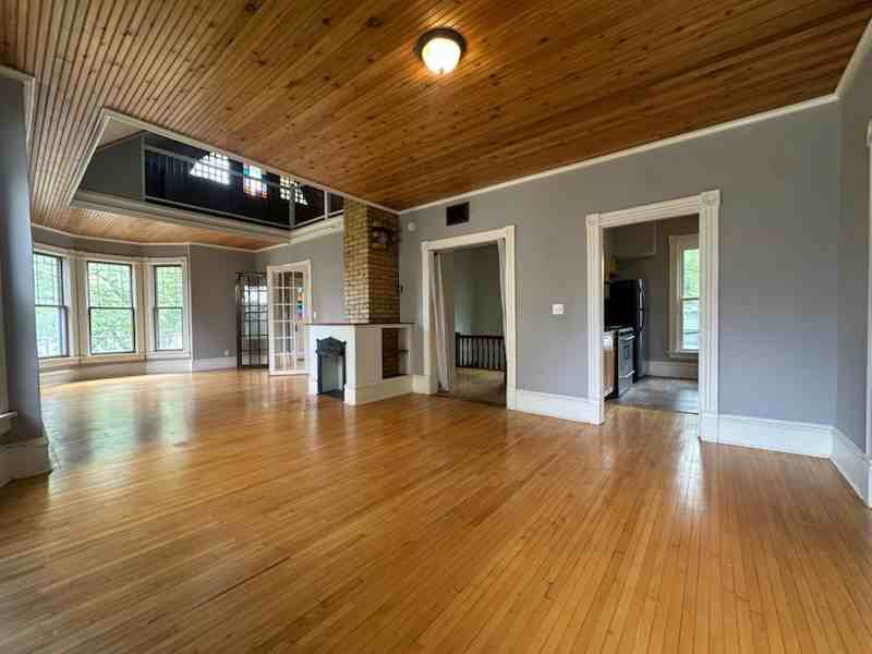 3516 Aldrich Ave S #2 - Photo 5 of 29