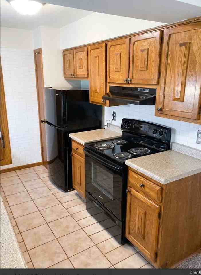 Forest Place Apartments - Photo 3 of 24