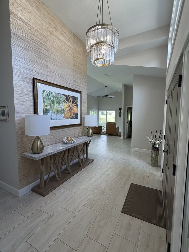 209 Bromely Cir #1 - Photo 4 of 30
