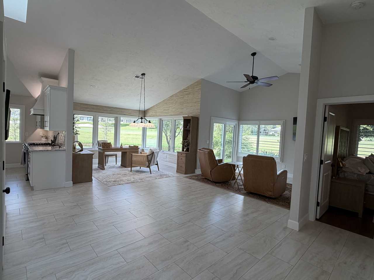 209 Bromely Cir #1 - Photo 5 of 30