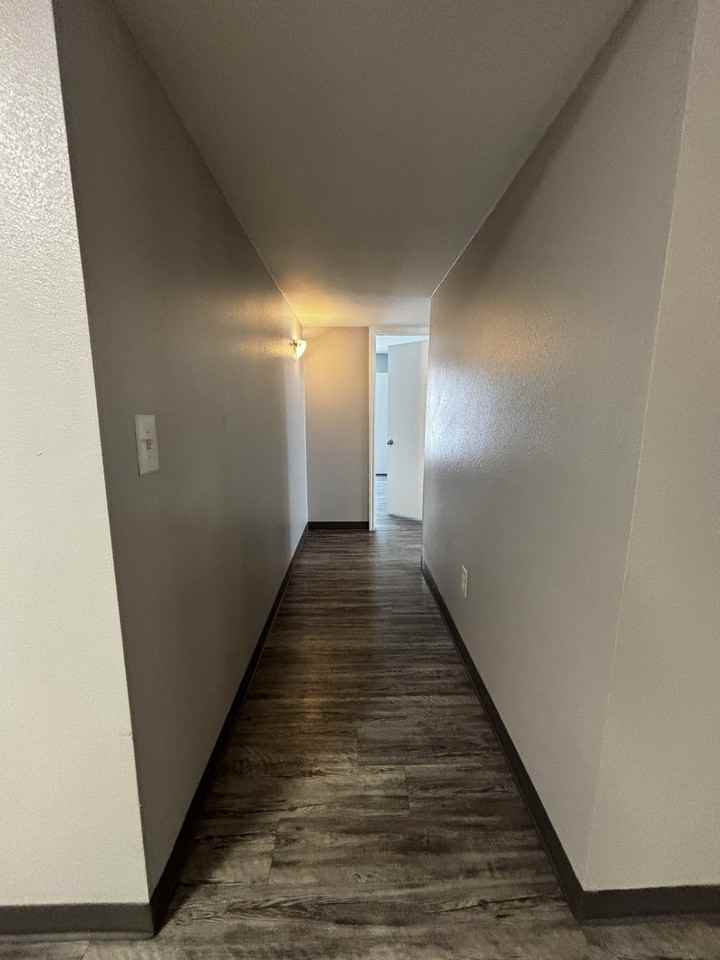 3817 S. Veterans Blvd-924 #924WD60 - Photo 2 of 11