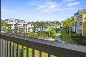 featured image of 1127 Rosewood Ln #1