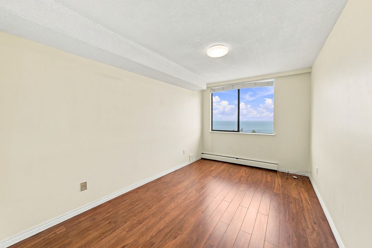 2150 Bellevue Avenue #802 - Photo 4 of 30