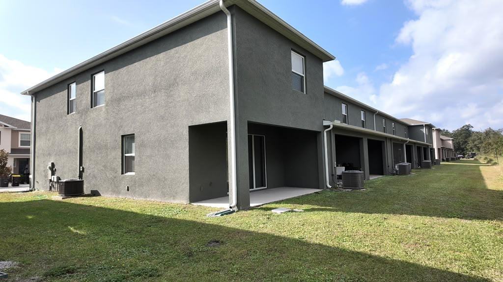 1241 Yellow Finch Dr #1 - Photo 3 of 24