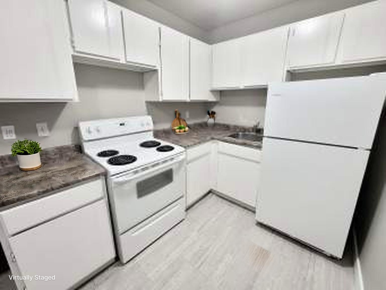 Camino Manor Apartments - Photo 5 of 23