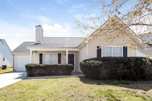 featured image of 1077 Meadow Glen Cir