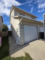 featured image of 984 Beryl St #1