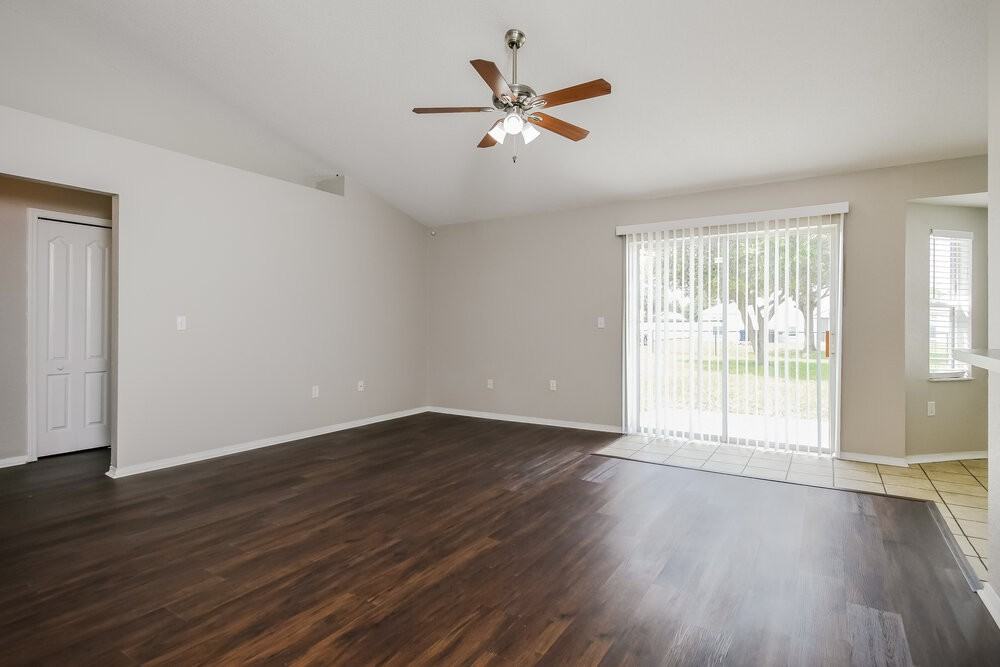 600 Willet Cir - Photo 6 of 16