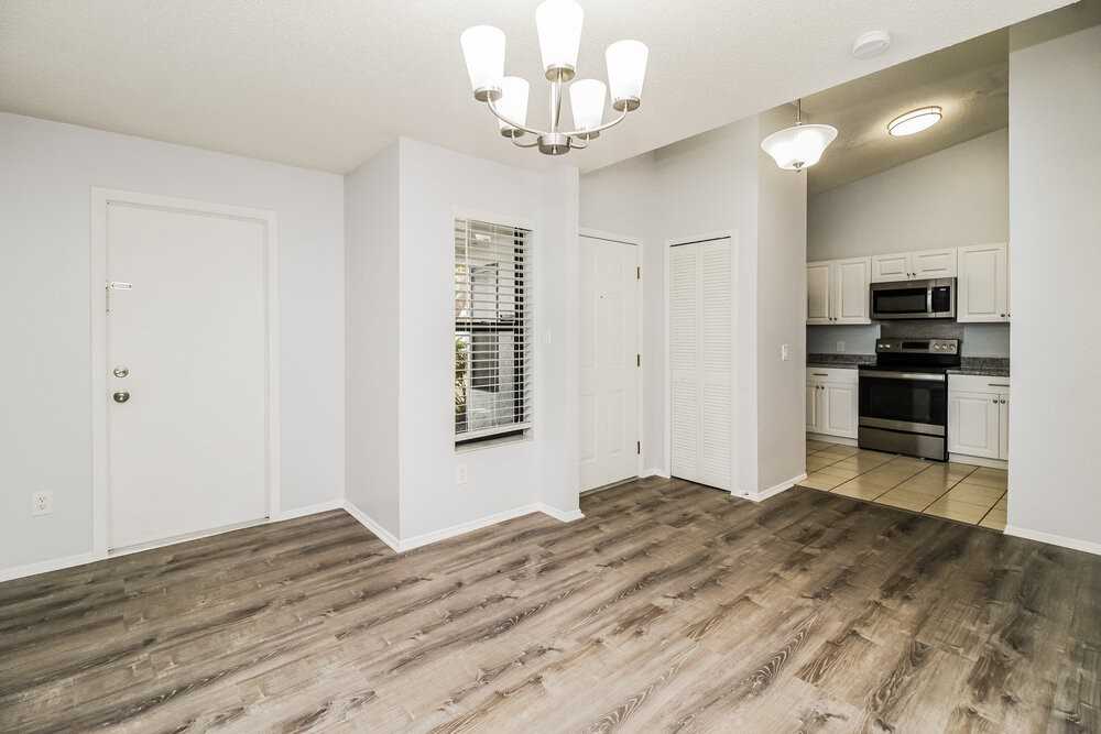 1055 Alpug Ave - Photo 6 of 16