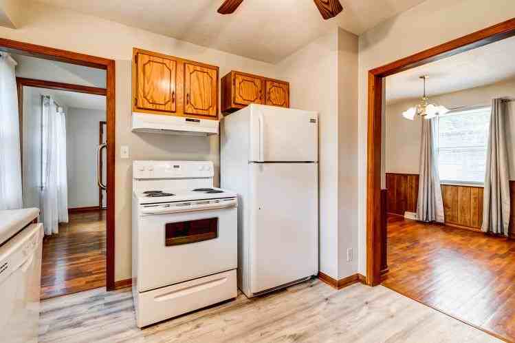 1119 3rd Ave #1 - Photo 2 of 18