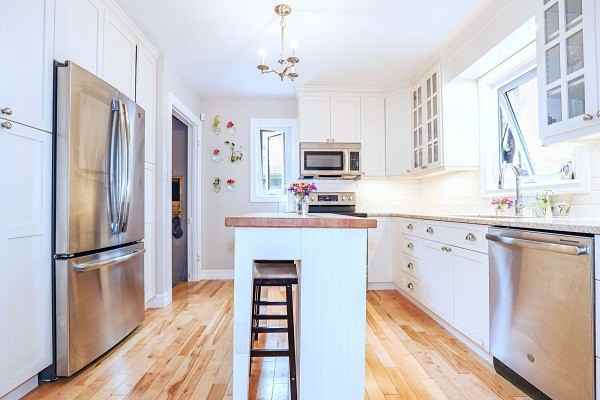 104 Elm Park Rd - Photo 3 of 23