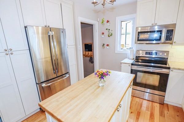 104 Elm Park Rd - Photo 5 of 23