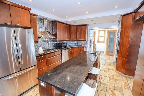 56 Cordova St - Photo 2 of 23