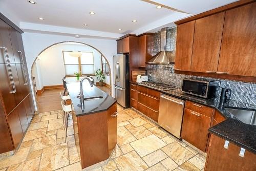 56 Cordova St - Photo 5 of 23
