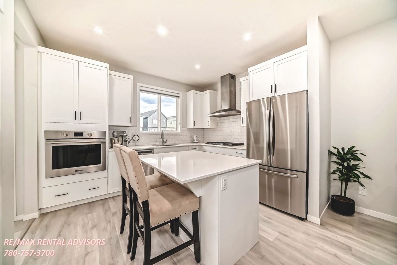 404 Lucas Blvd Nw - Photo 3 of 24