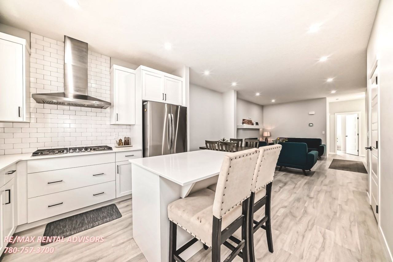 404 Lucas Blvd Nw - Photo 4 of 24