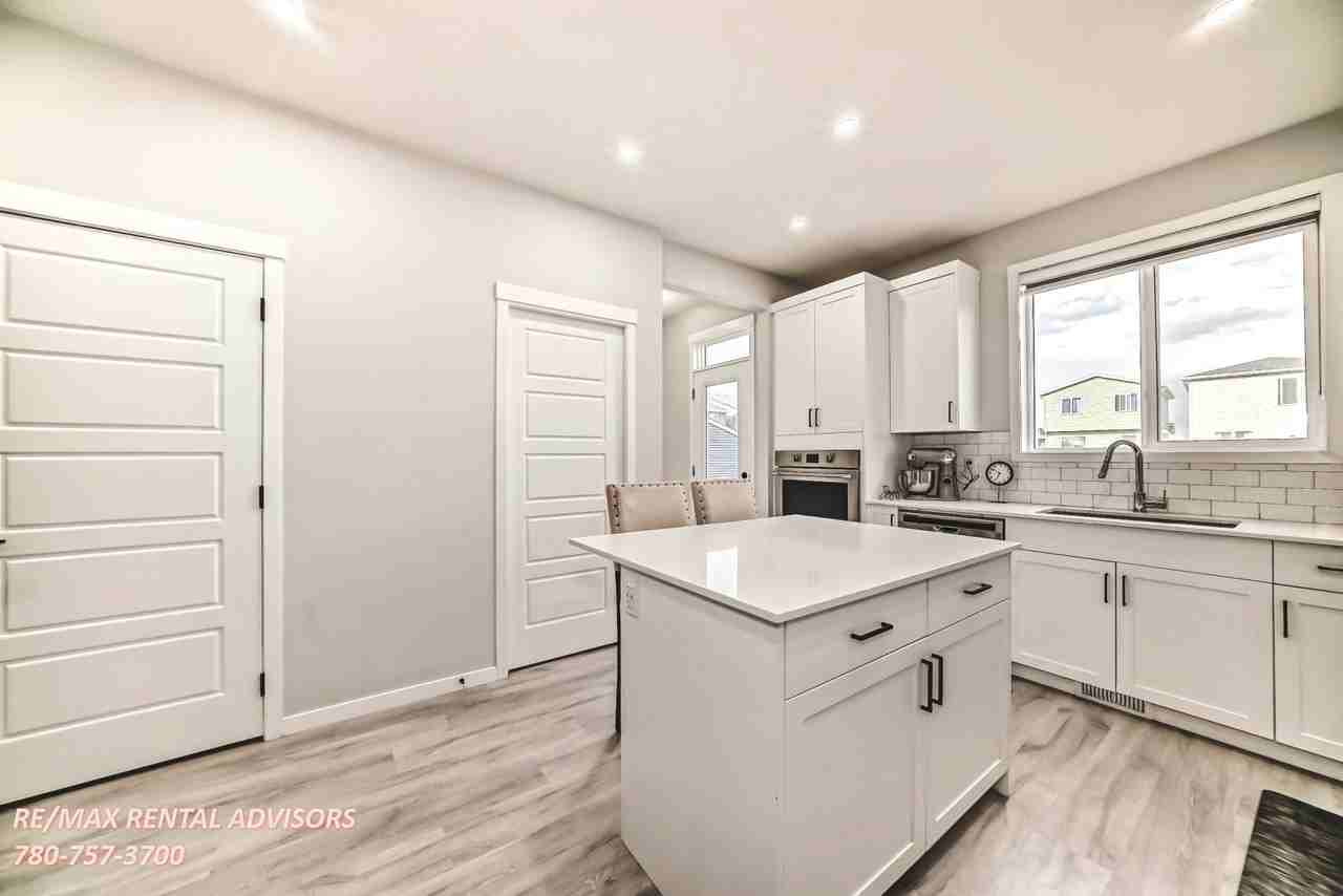 404 Lucas Blvd Nw - Photo 5 of 24